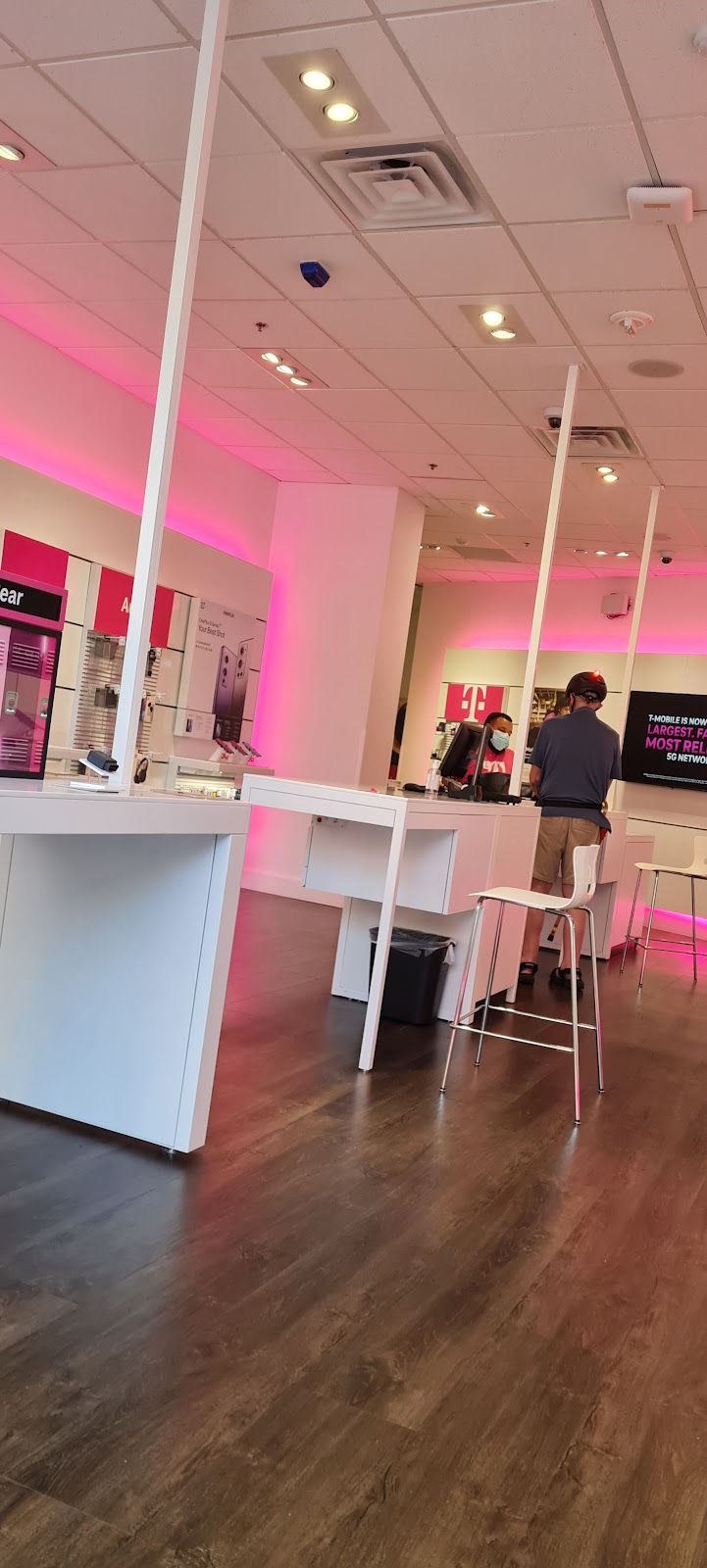 DC USA - photo 2
