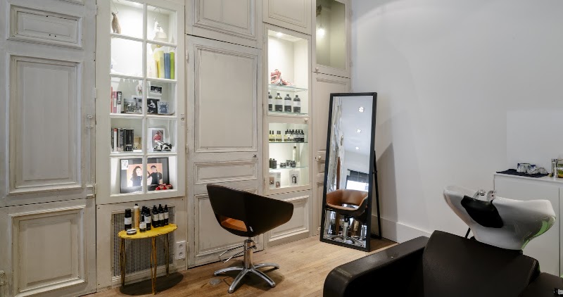 VEE HAIR PARIS - photo 2