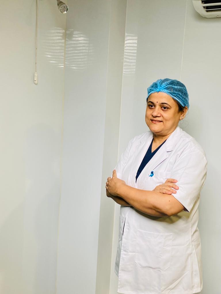 Couverture Dr. Sushmita Mukherjee