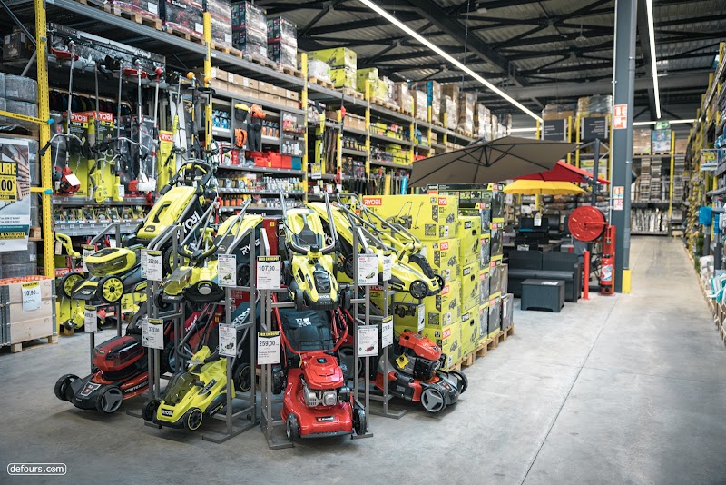 Couverture L'Entrepôt du Bricolage Annemasse