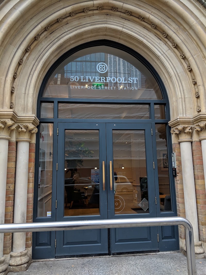 Couverture Visa Solutions - UK Immigration Lawyers Liverpool Street